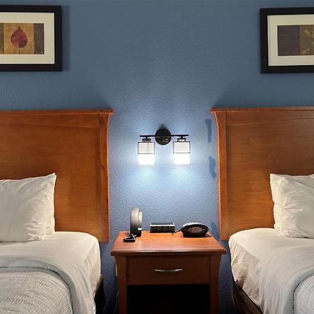 Hotel Baymont By Wyndham Marion Extérieur photo