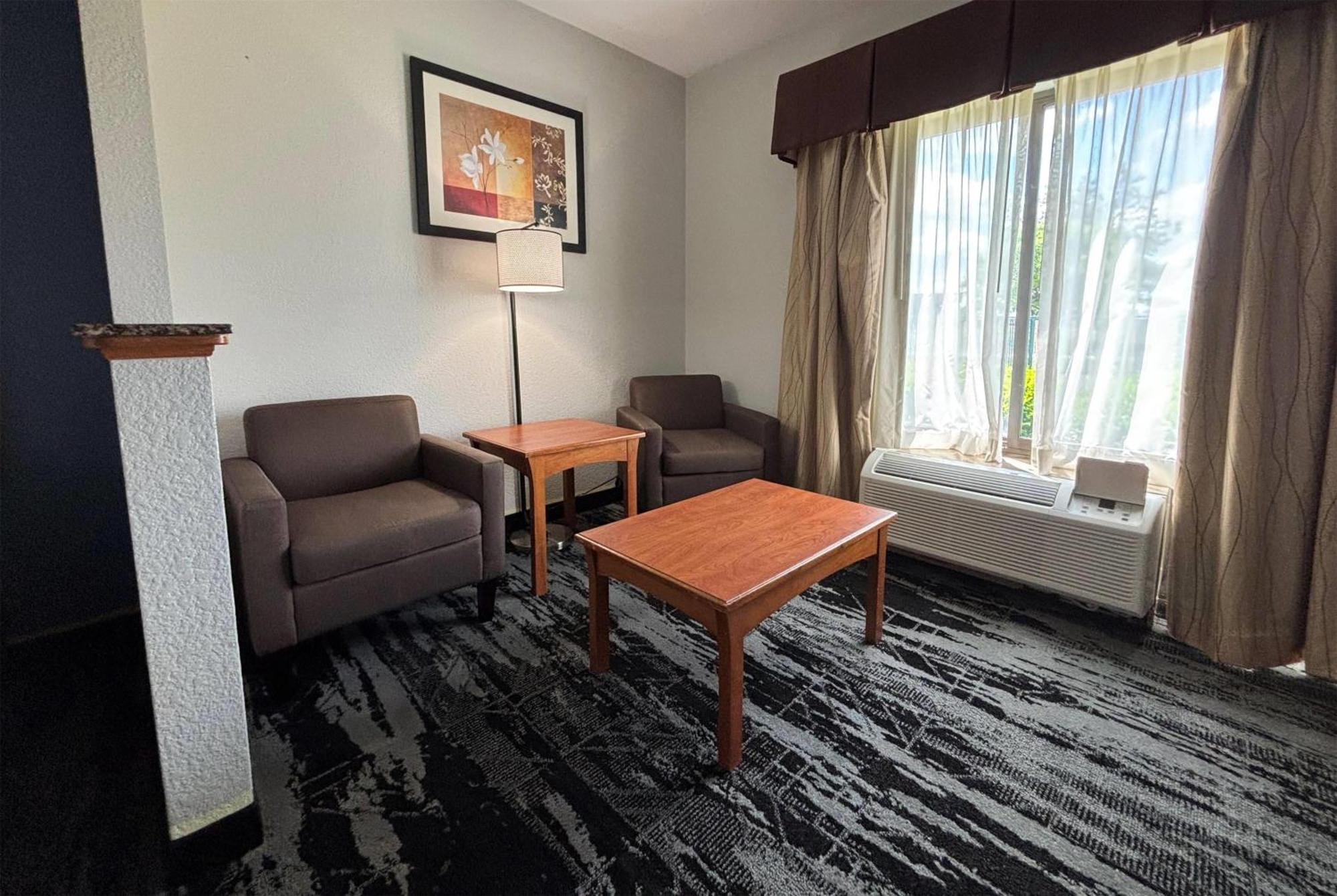 Hotel Baymont By Wyndham Marion Extérieur photo