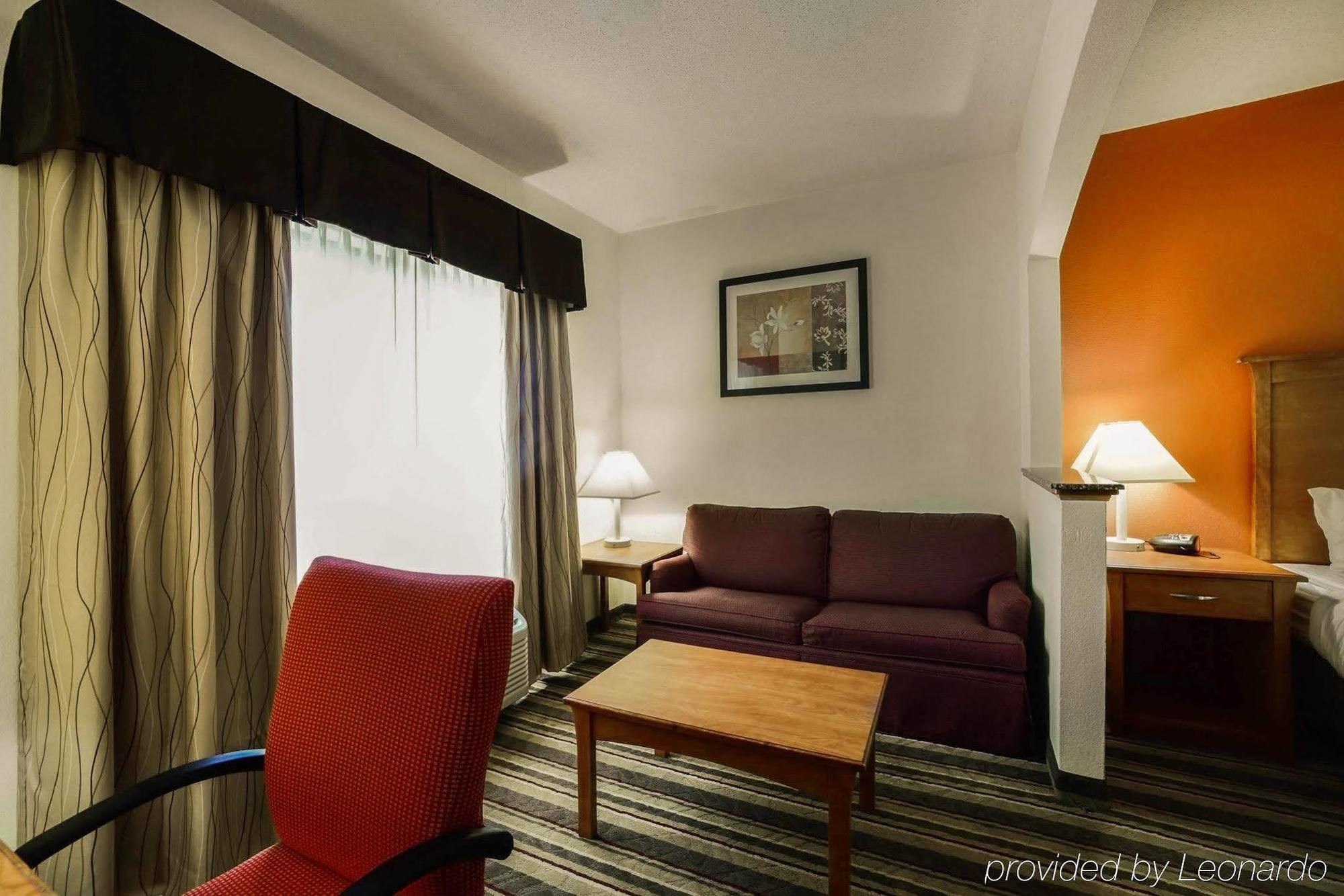Hotel Baymont By Wyndham Marion Extérieur photo